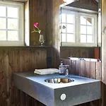Spacious Mountain For 16 Guests *
