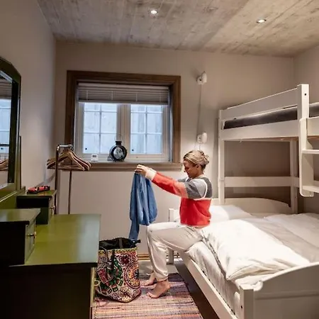 Villa Spacious Mountain Lodge Stryn Stryn