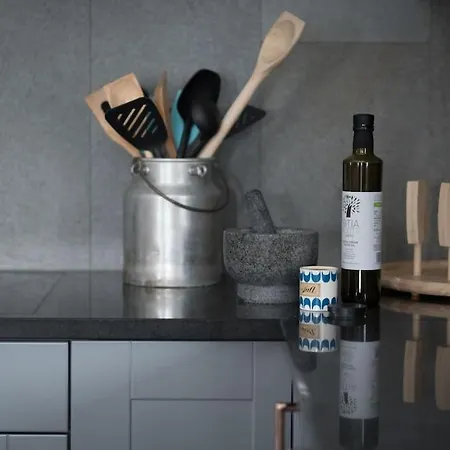 Spacious Mountain Villa Stryn