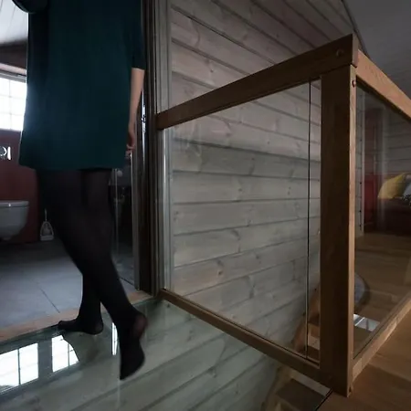 Spacious Mountain Lodge Stryn