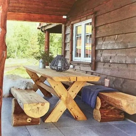 Spacious Mountain Villa Stryn