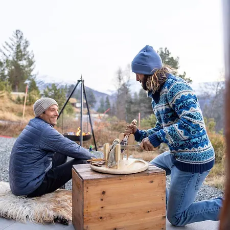 Spacious Mountain Lodge Stryn Stryn