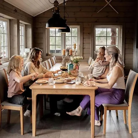 Villaer Family In Stryn