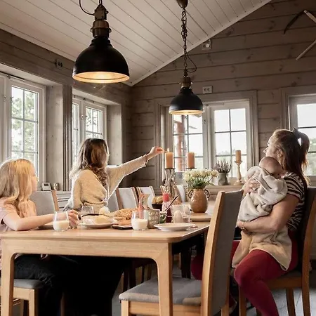 Spacious Mountain Lodge Stryn 别墅 史特林