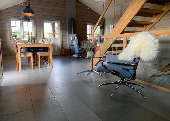 Spacious Mountain For 16 Guests Villa *